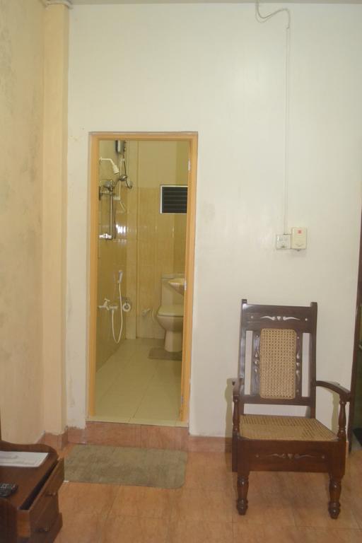 Hotel Thilon Katunayaka